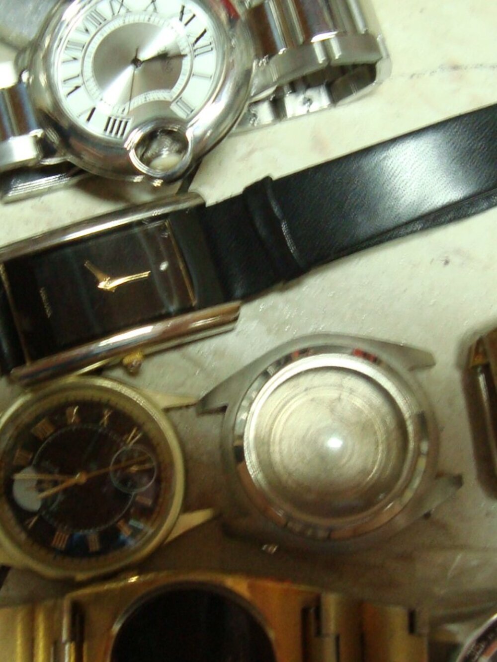 WATCHES LOT FOR PARTS OR RESTORE. - Picture 6 of 8